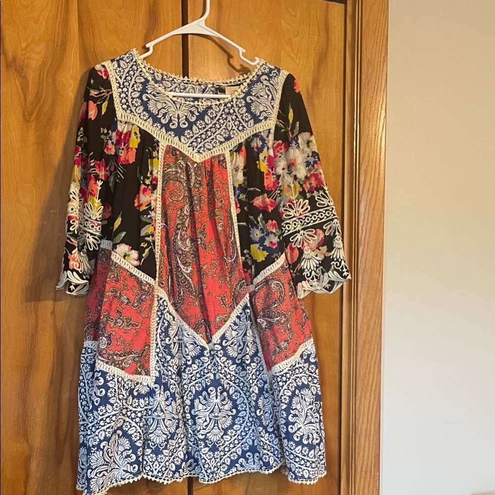 Anthropologie - Vanessa Virginia Multicolor Dress with Sleeves